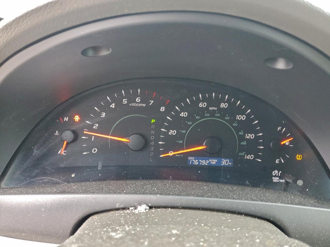 2009 TOYOTA CAMRY BASE photo 9