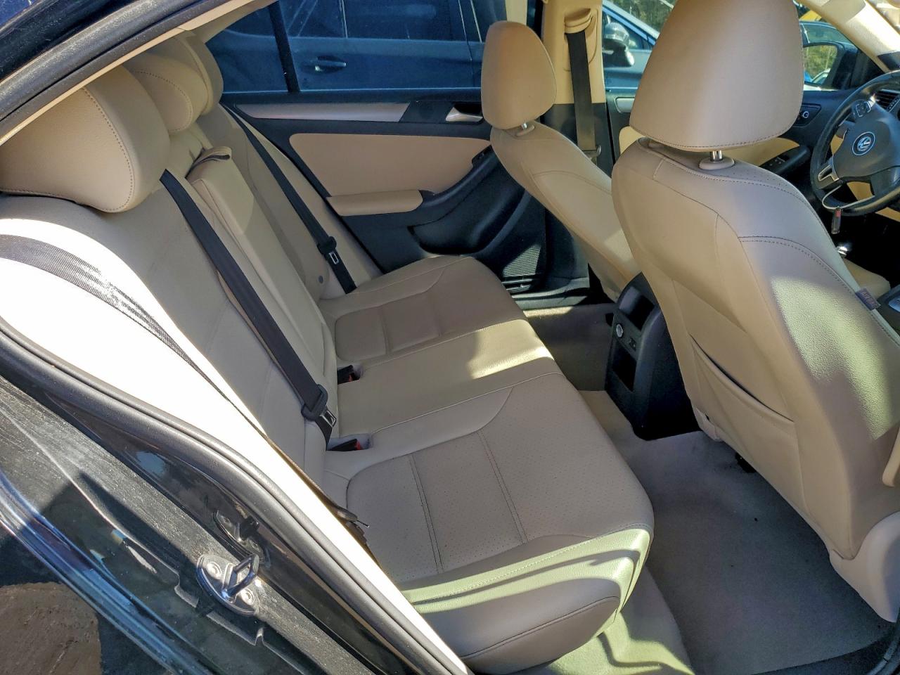 2014 VOLKSWAGEN JETTA TDI photo 10
