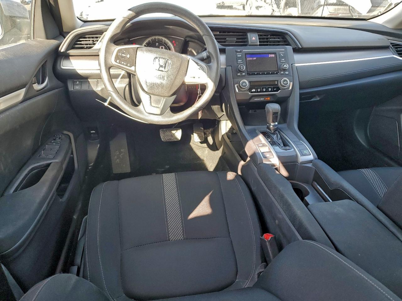 2016 HONDA CIVIC LX photo 8