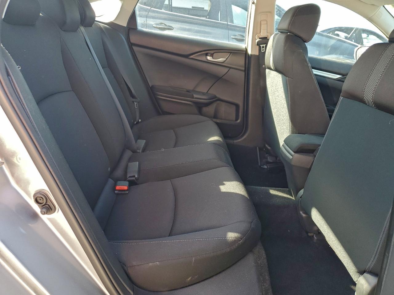 2016 HONDA CIVIC LX photo 10