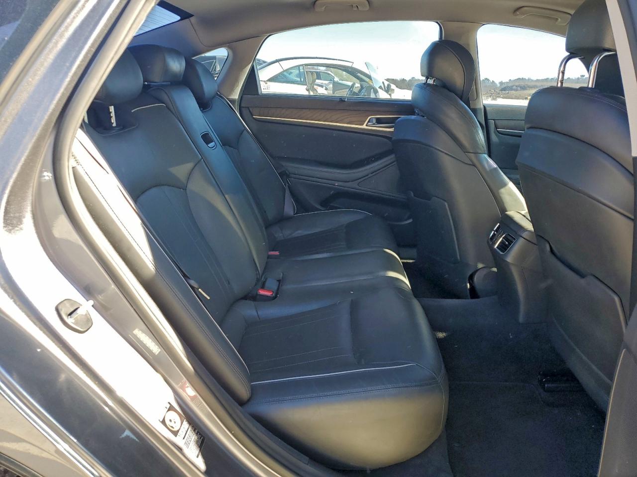 2015 HYUNDAI GENESIS 5.0L photo 10