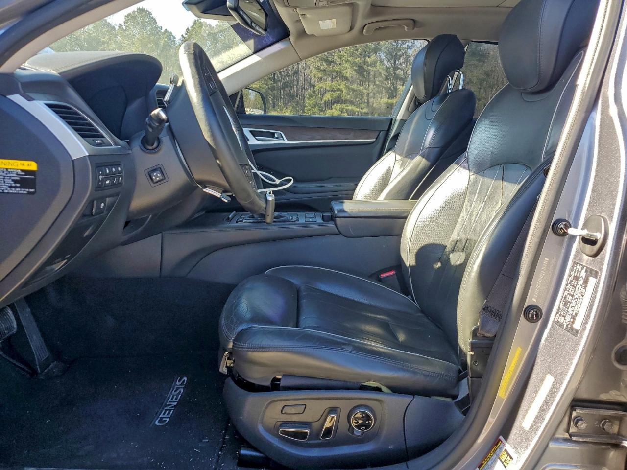 2015 HYUNDAI GENESIS 5.0L photo 7