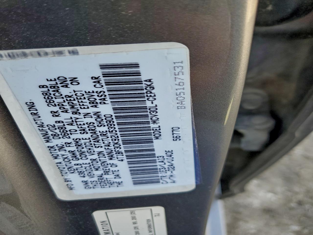 2002 TOYOTA CAMRY LE photo 12