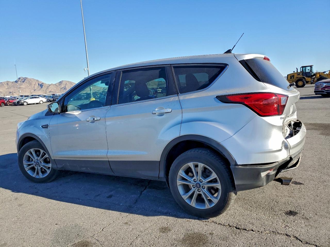 2019 FORD ESCAPE SE photo 3