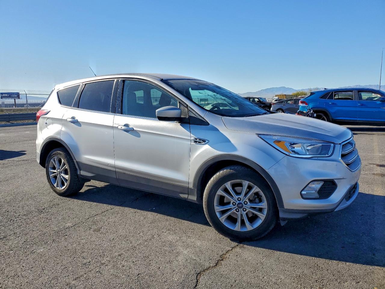 2019 FORD ESCAPE SE photo 7