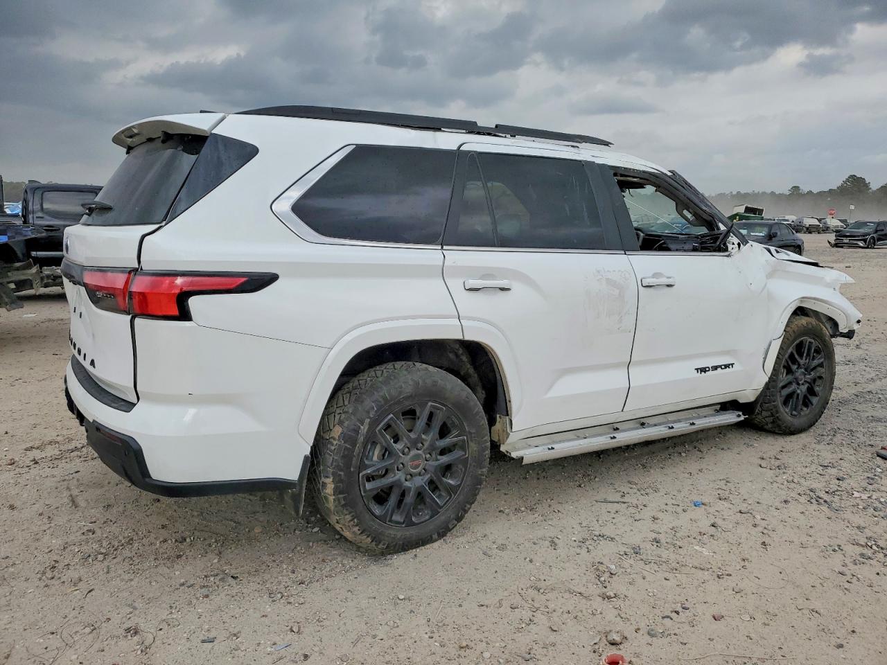 2024 TOYOTA SEQUOIA SR5 photo 3
