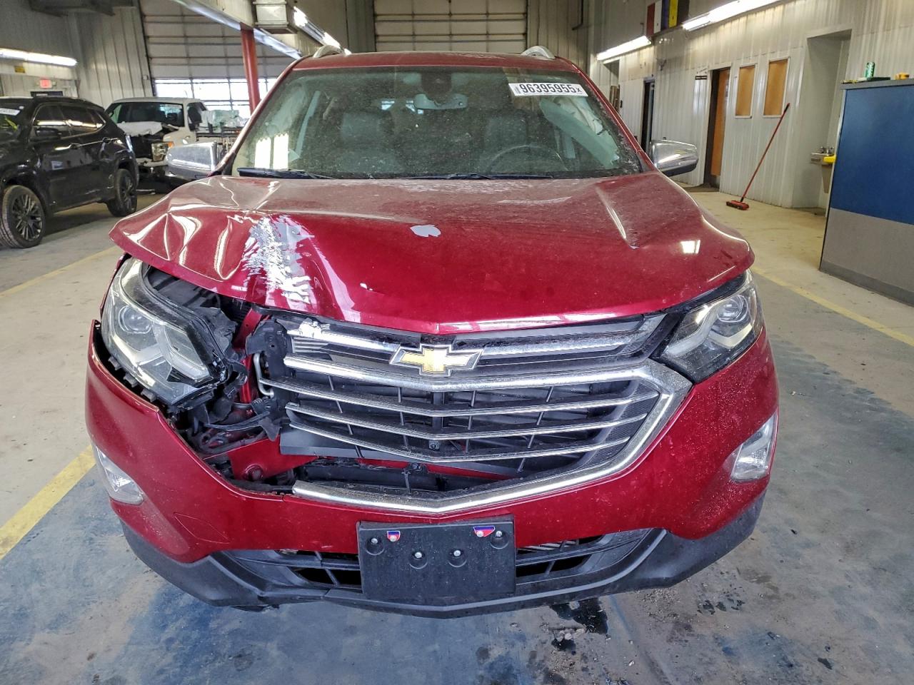 2018 CHEVROLET EQUINOX PREMIER photo 5