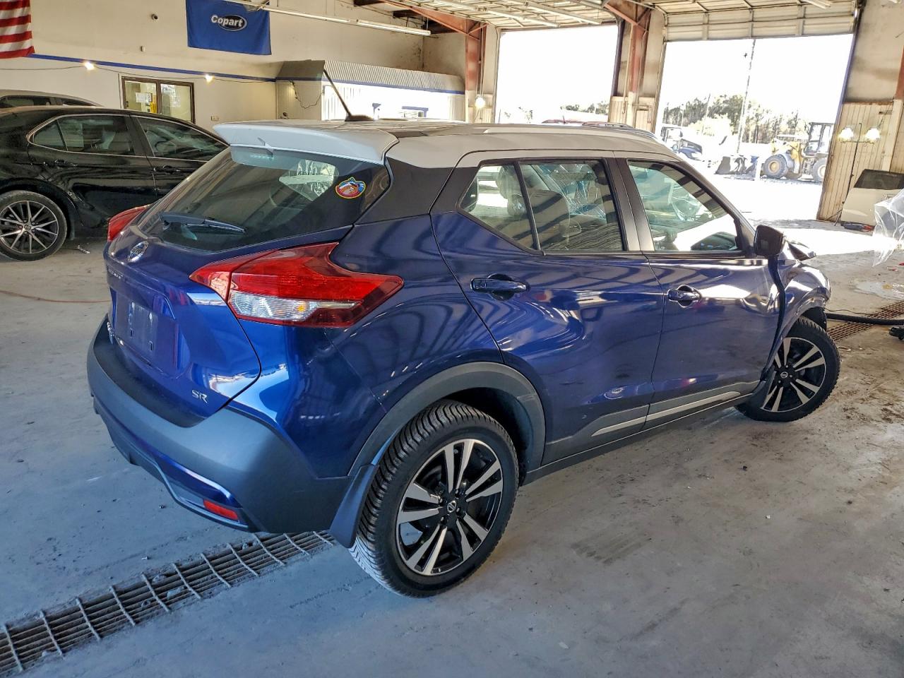 2018 NISSAN KICKS S photo 3