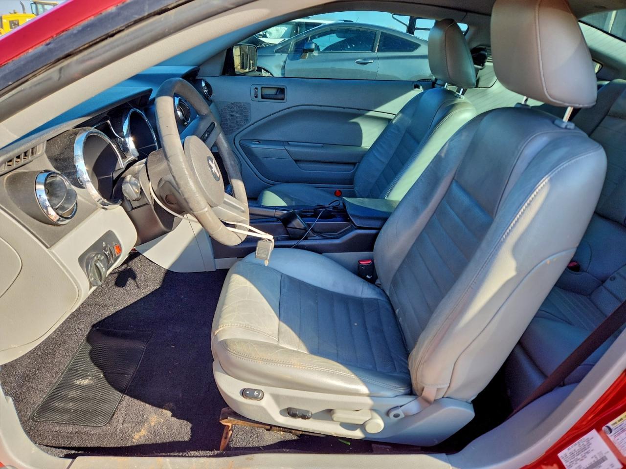 2006 FORD MUSTANG GT photo 13