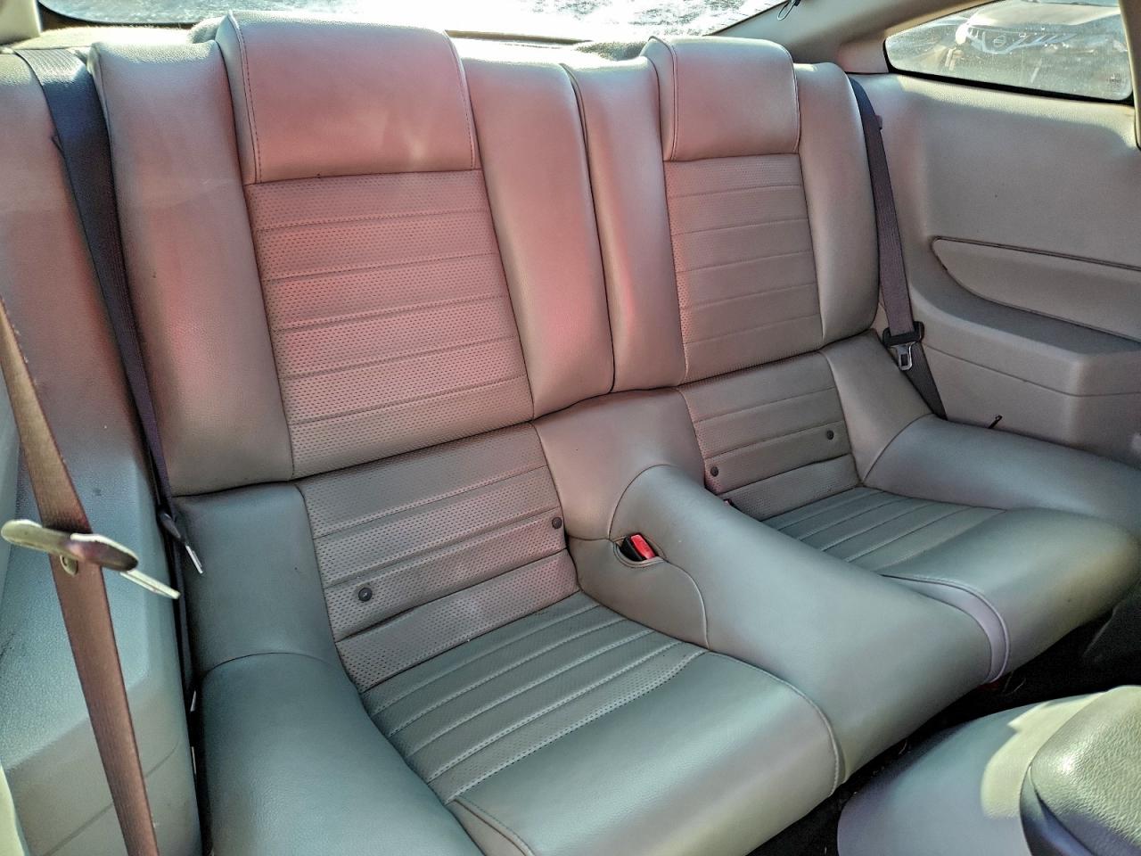 2006 FORD MUSTANG GT photo 19