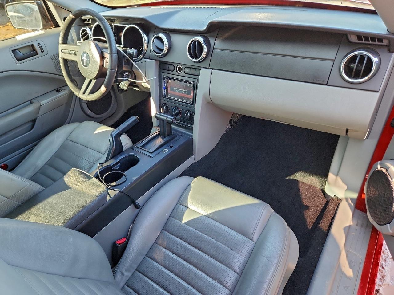 2006 FORD MUSTANG GT photo 15