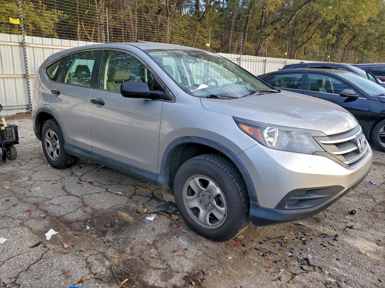 2014 HONDA CR-V LX photo 4