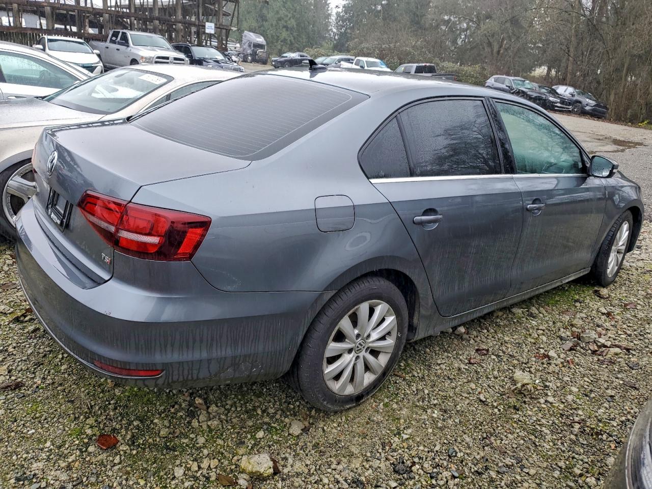 2016 VOLKSWAGEN JETTA SEL photo 3