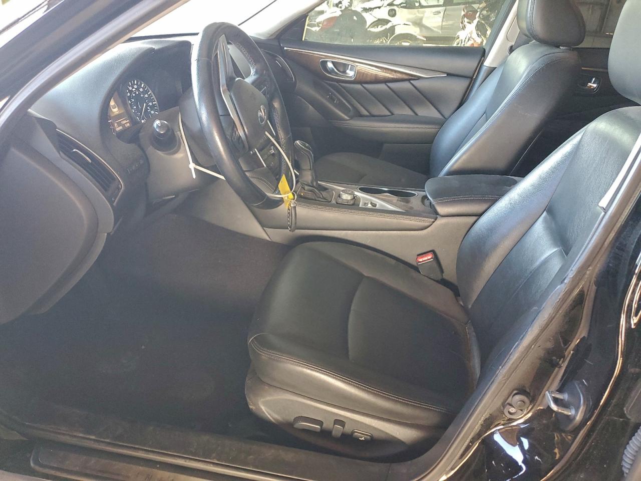 2018 INFINITI Q50 LUXE photo 7