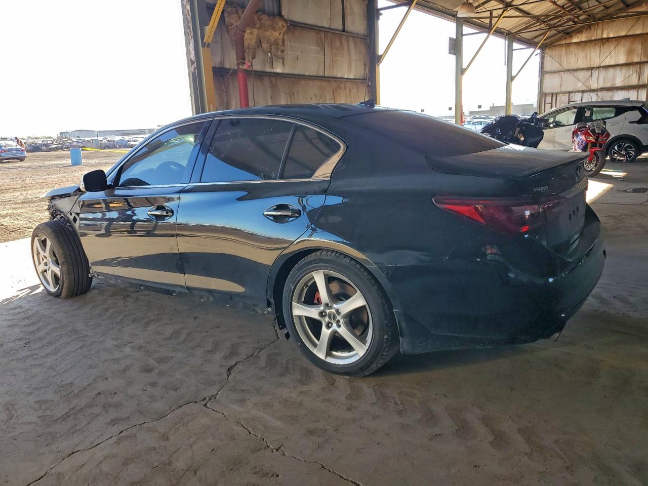 2018 INFINITI Q50 LUXE photo 2