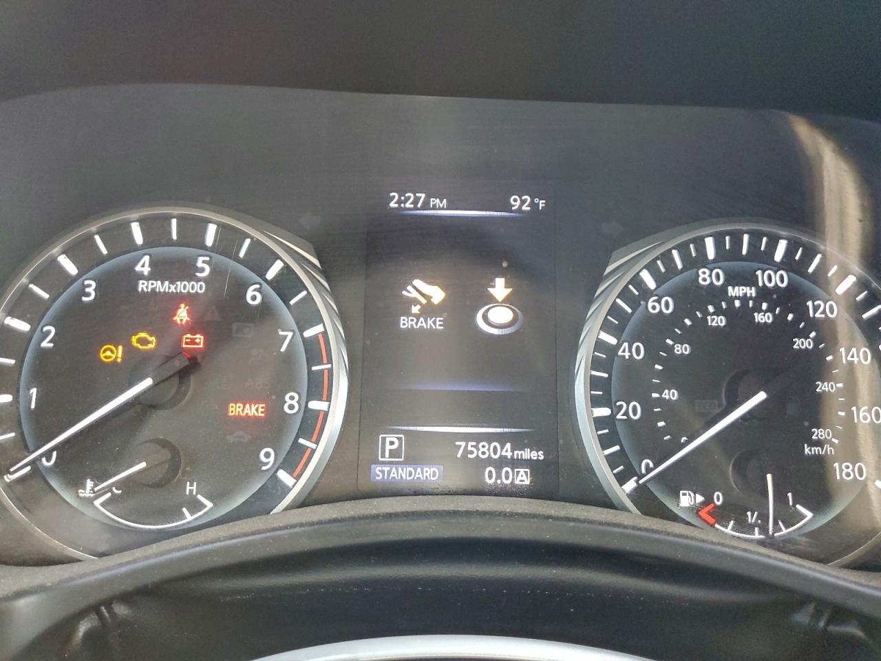 2018 INFINITI Q50 LUXE photo 9