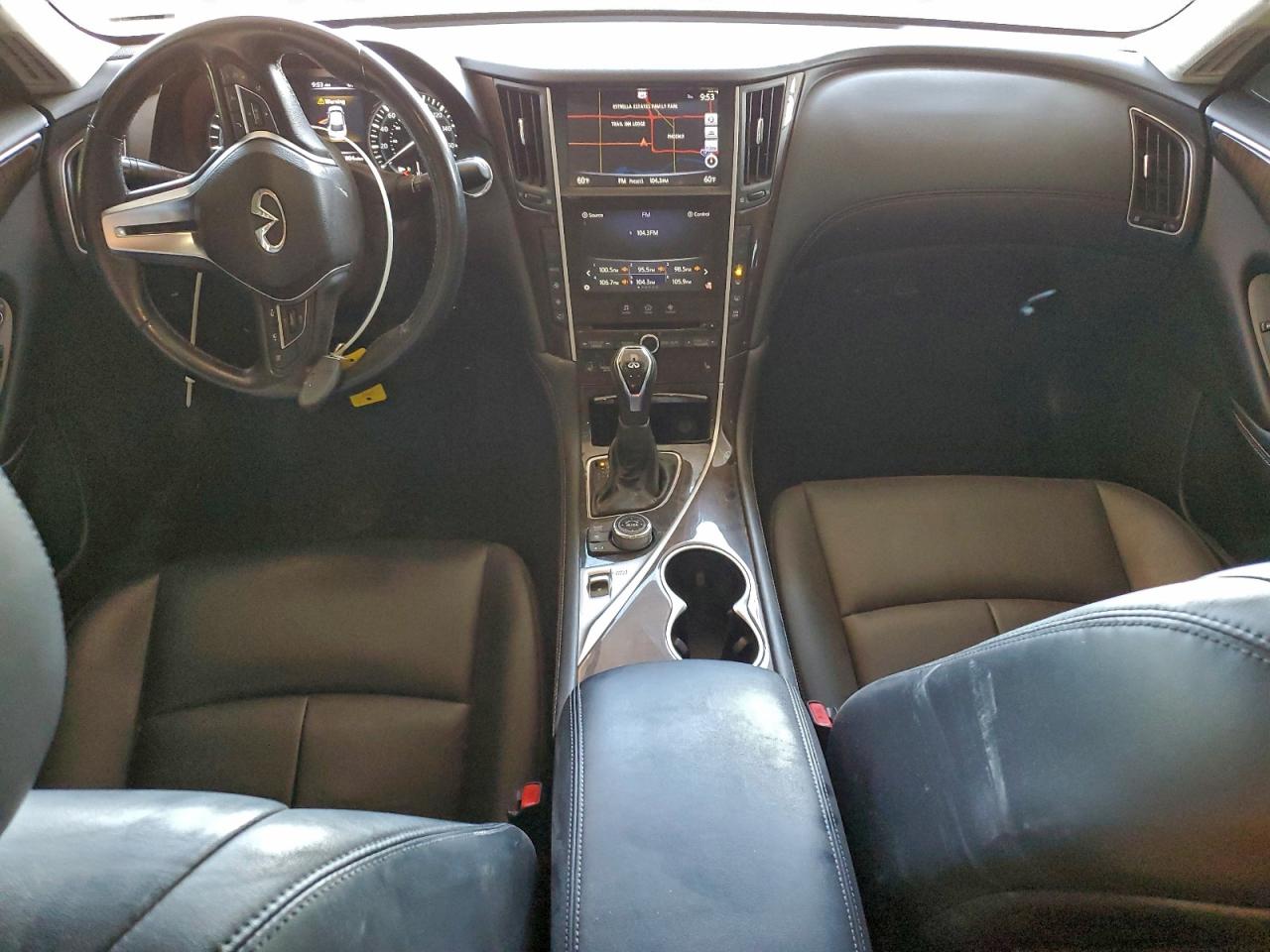 2018 INFINITI Q50 LUXE photo 8