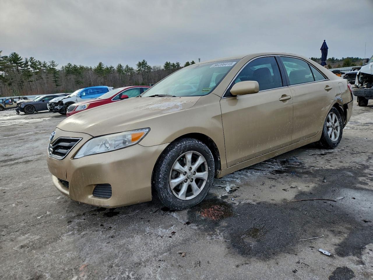 2011 TOYOTA CAMRY