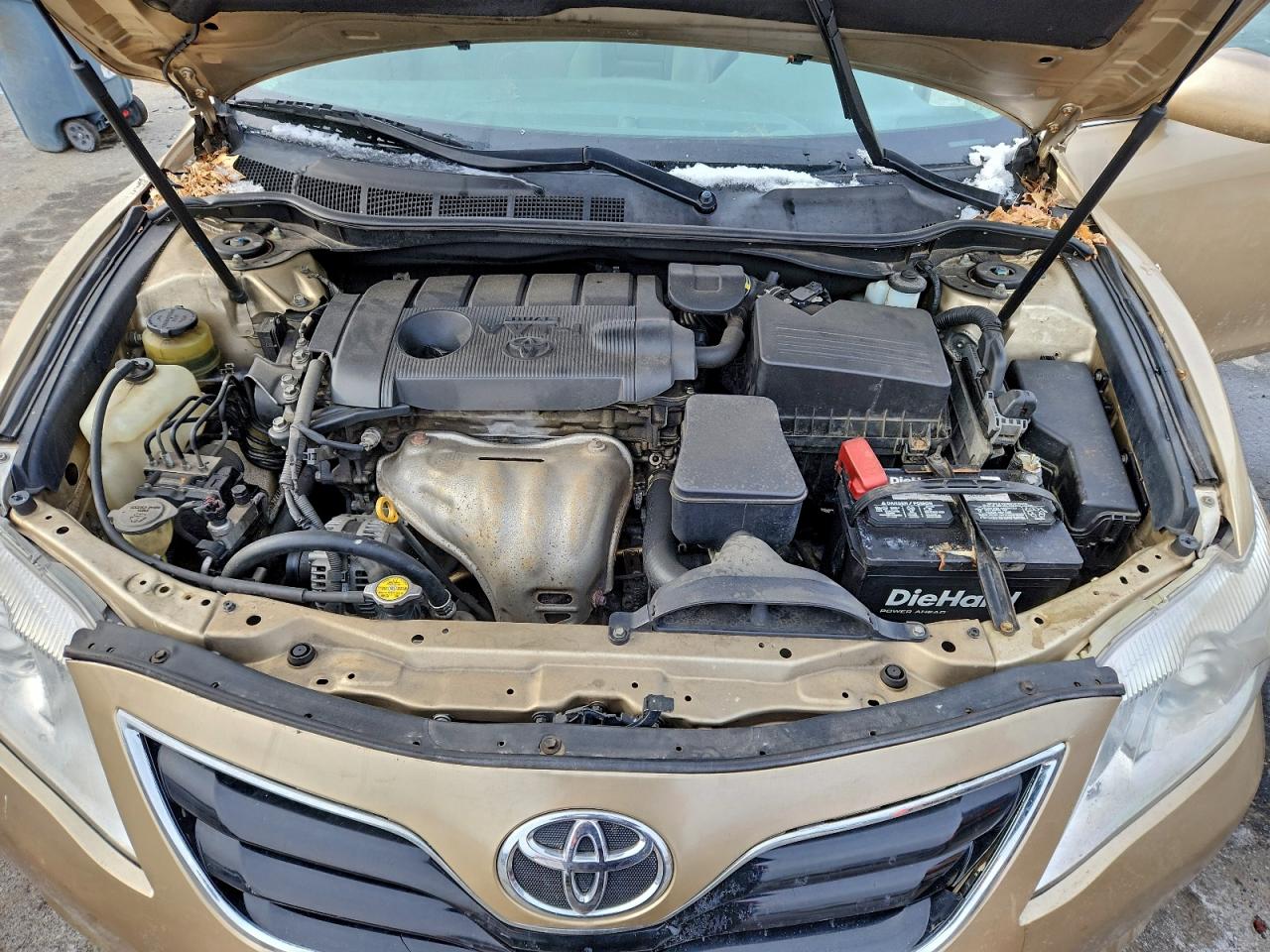 2011 TOYOTA CAMRY BASE photo 11