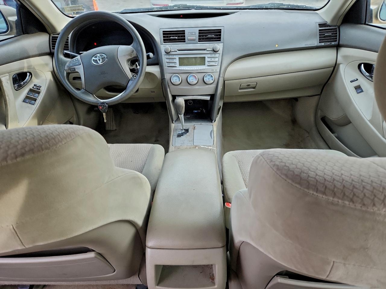 2011 TOYOTA CAMRY BASE photo 8