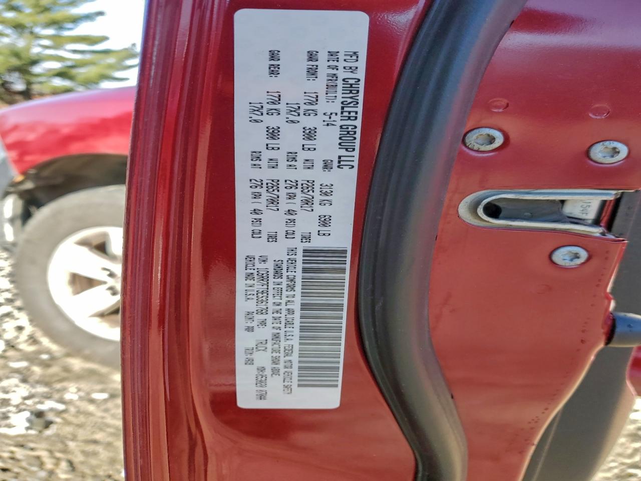 2014 RAM 1500 ST photo 12