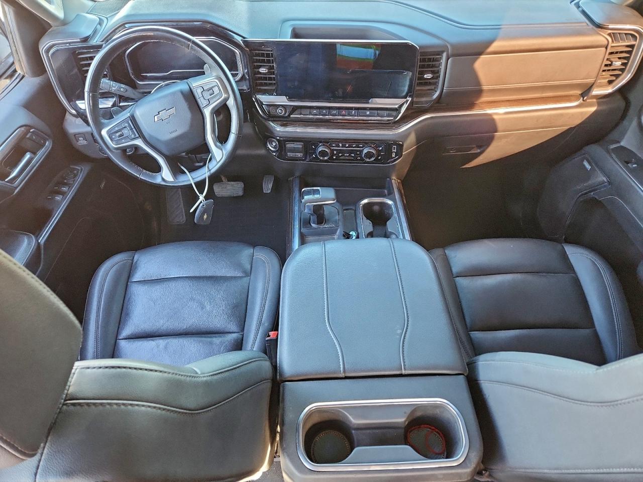 2024 CHEVROLET SILVERADO K1500 RST photo 8
