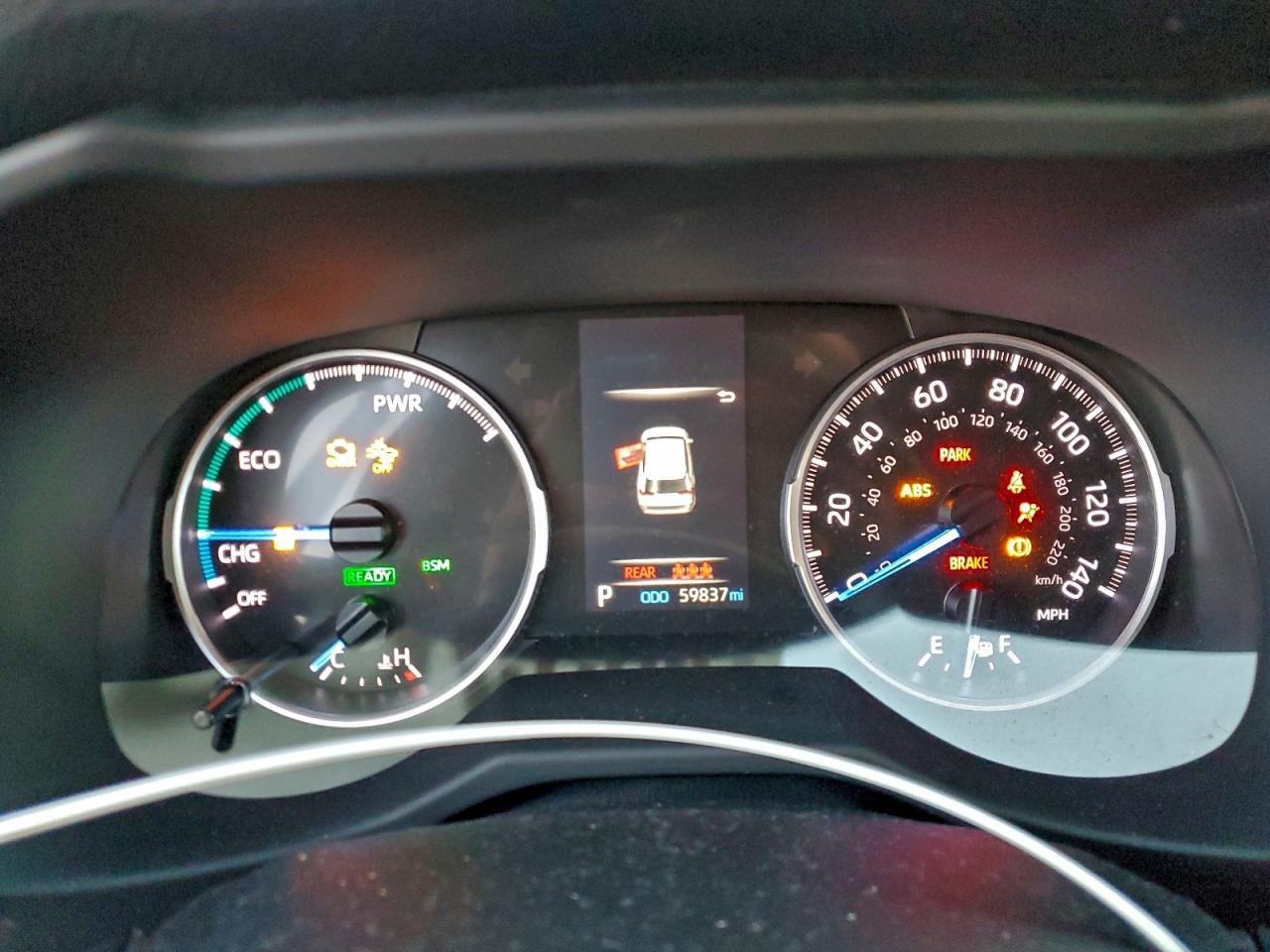 2022 TOYOTA RAV4 XLE photo 9