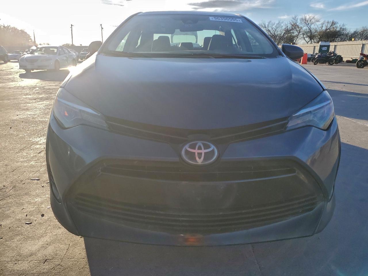 2019 TOYOTA COROLLA L photo 5
