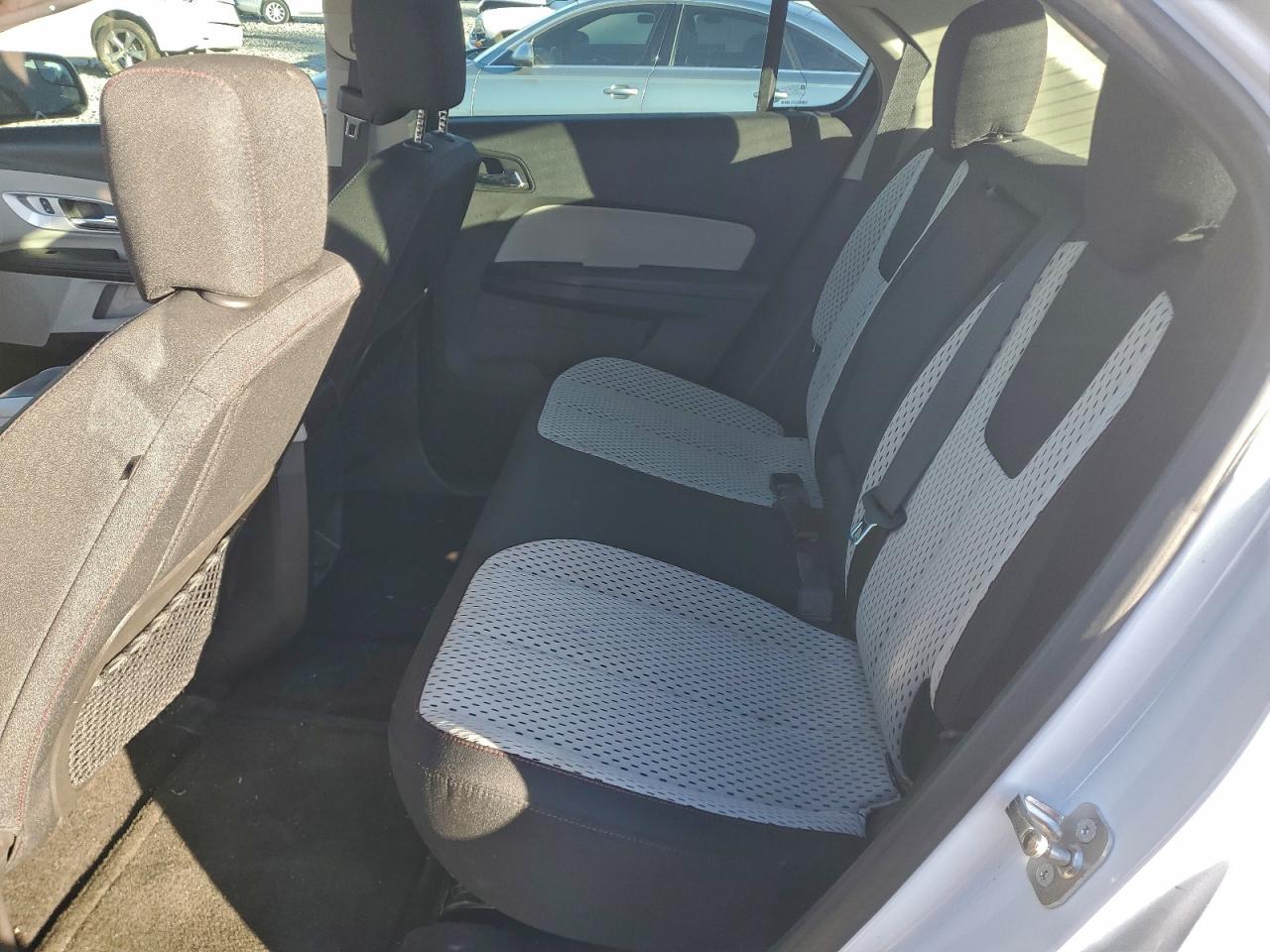 2013 CHEVROLET EQUINOX LS photo 11