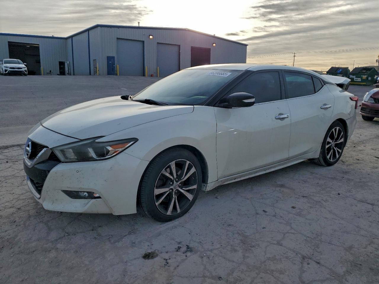 2017 NISSAN MAXIMA