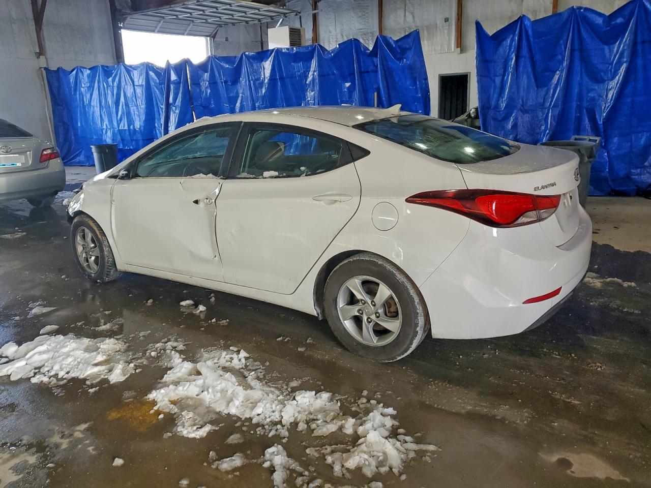 2014 HYUNDAI ELANTRA SE photo 2