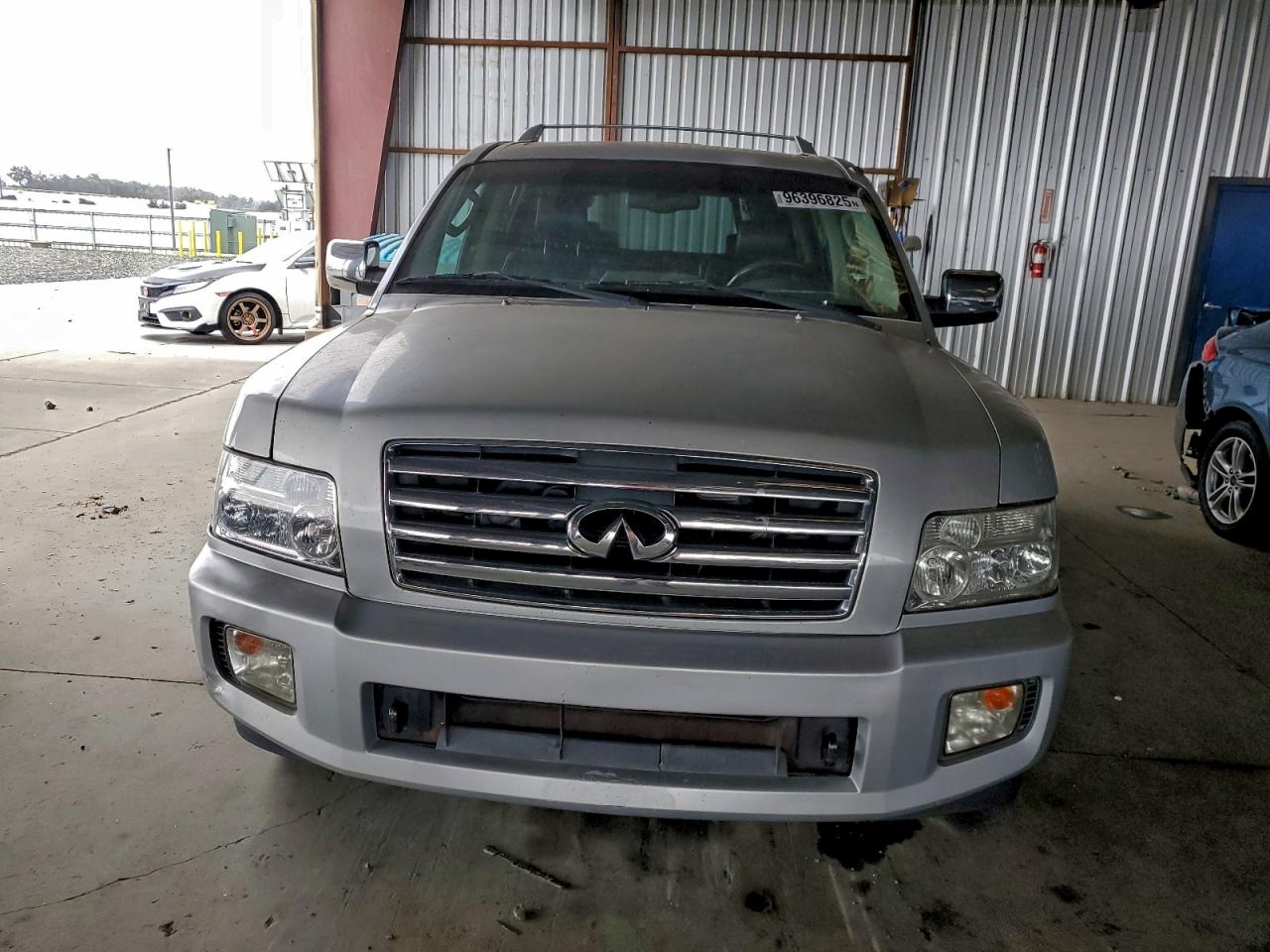 2005 INFINITI QX56 photo 5