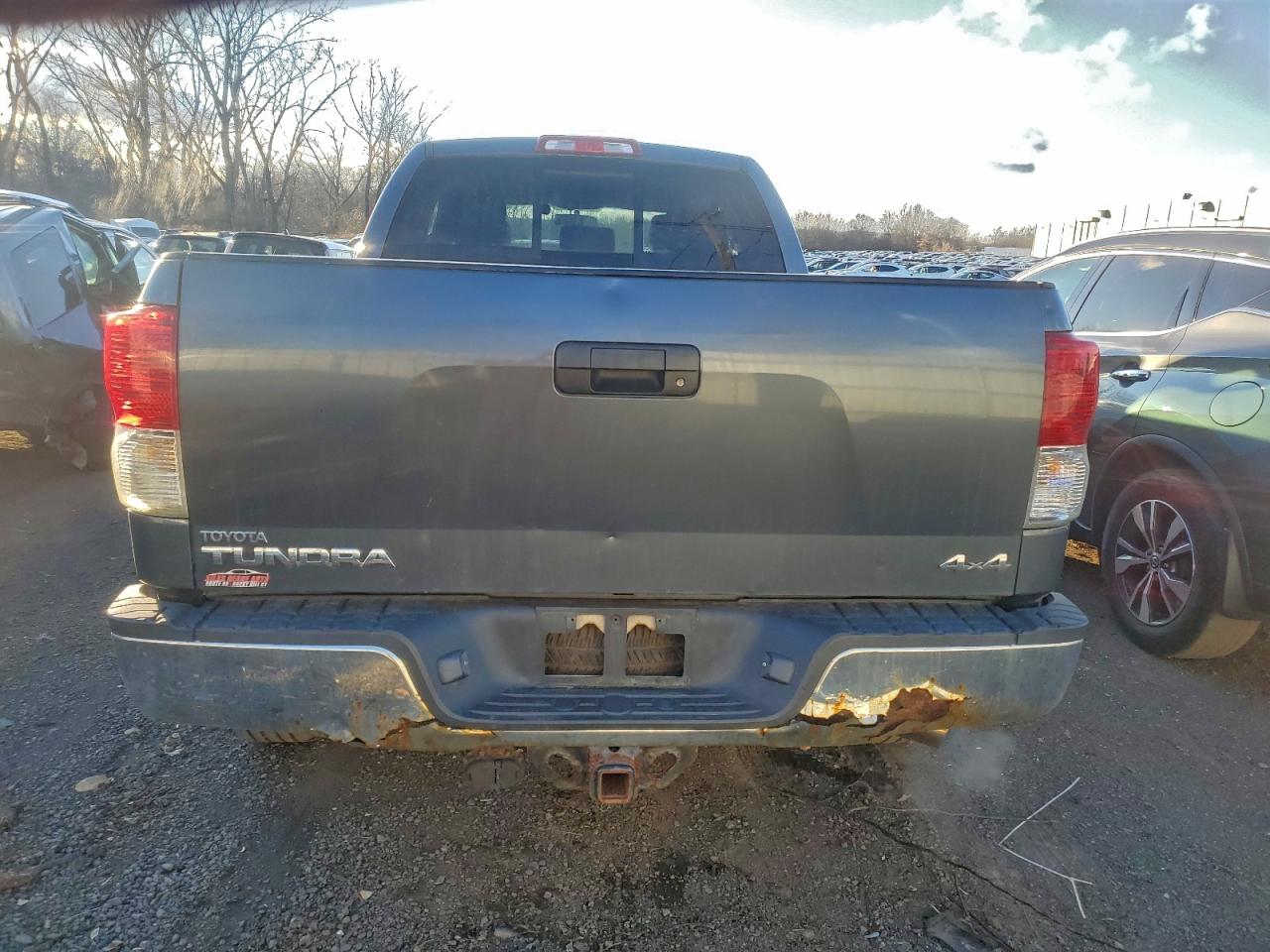 2010 TOYOTA TUNDRA DOUBLE CAB SR5 photo 6