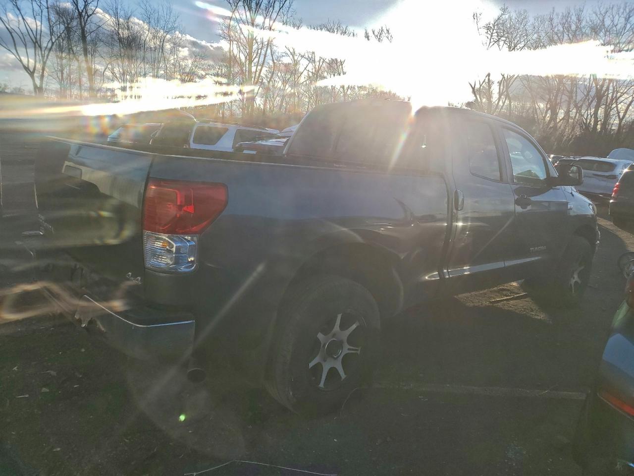 2010 TOYOTA TUNDRA DOUBLE CAB SR5 photo 3