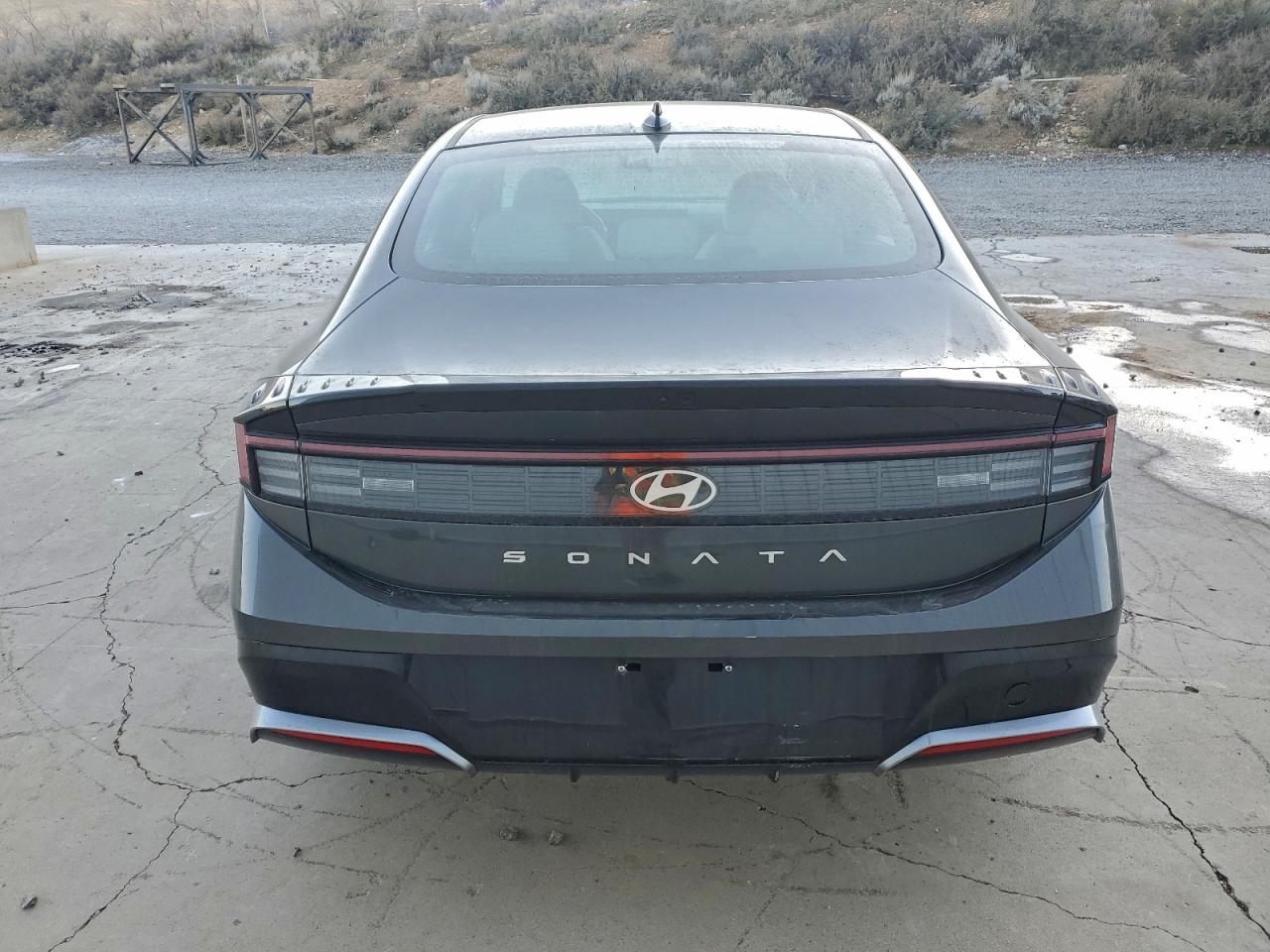2025 HYUNDAI SONATA SEL photo 6