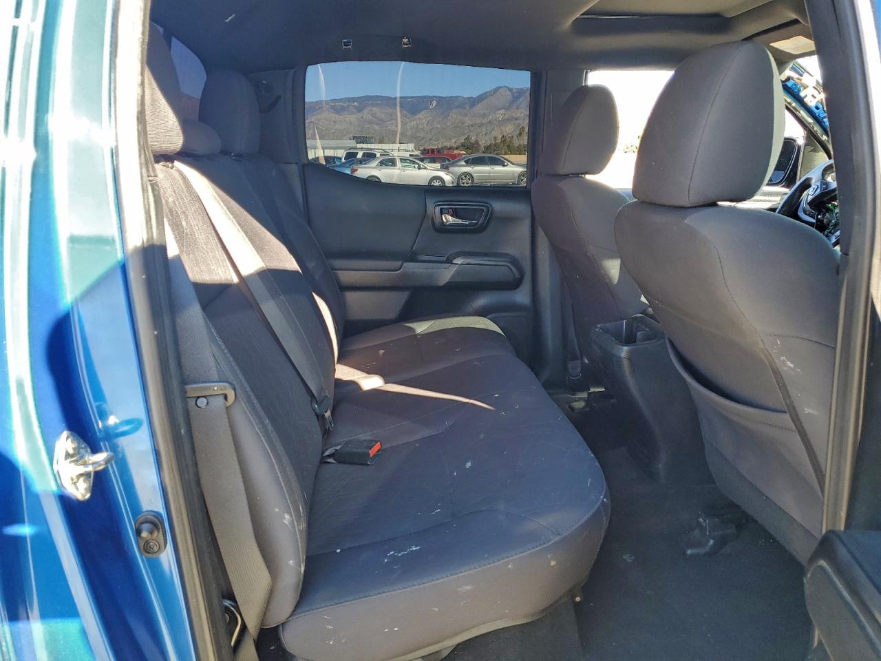 2017 TOYOTA TACOMA DOUBLE CAB photo 10