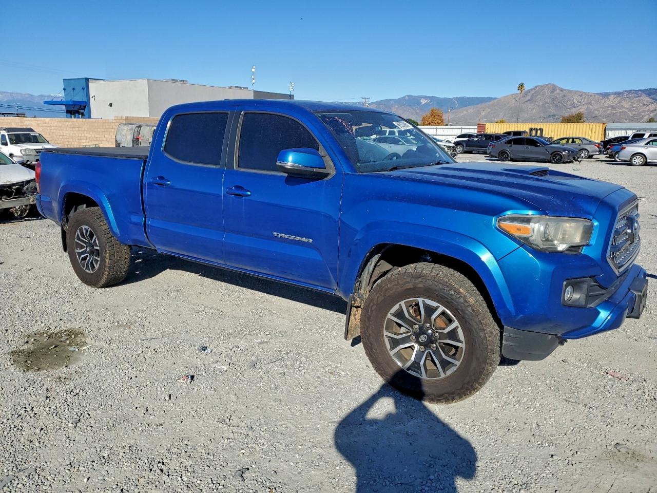 2017 TOYOTA TACOMA DOUBLE CAB photo 4