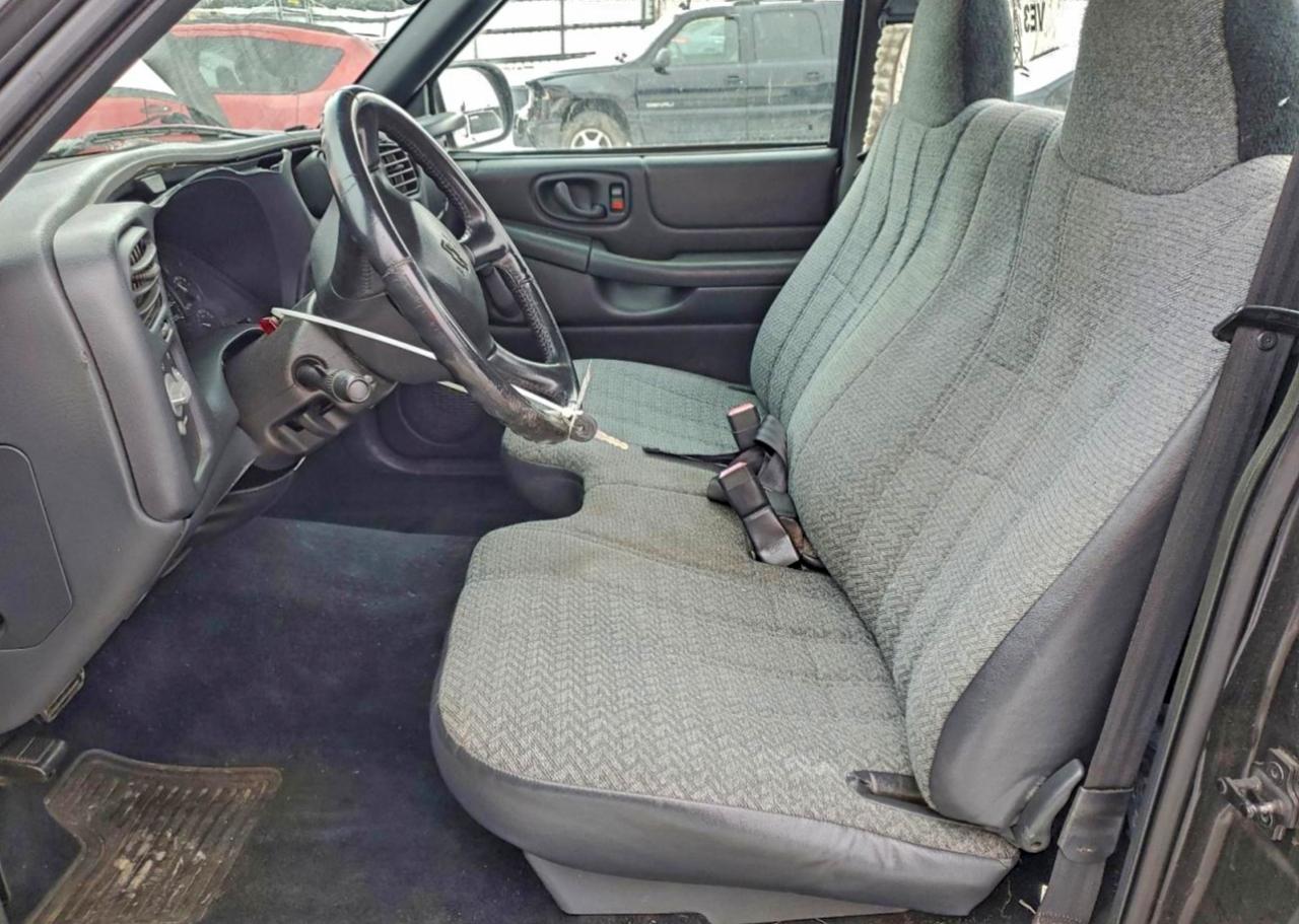 2002 CHEVROLET S TRUCK S10 photo 7