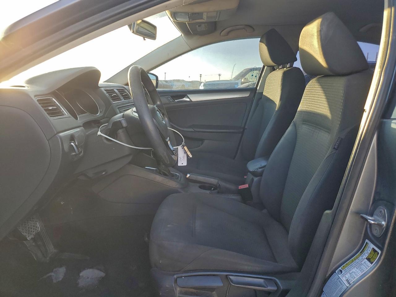 2015 VOLKSWAGEN JETTA SE photo 7