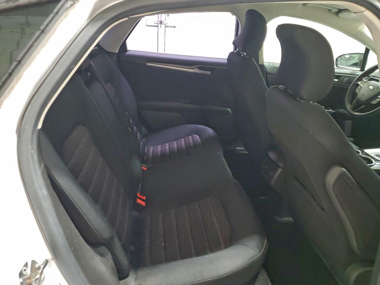 2016 FORD FUSION SE photo 10