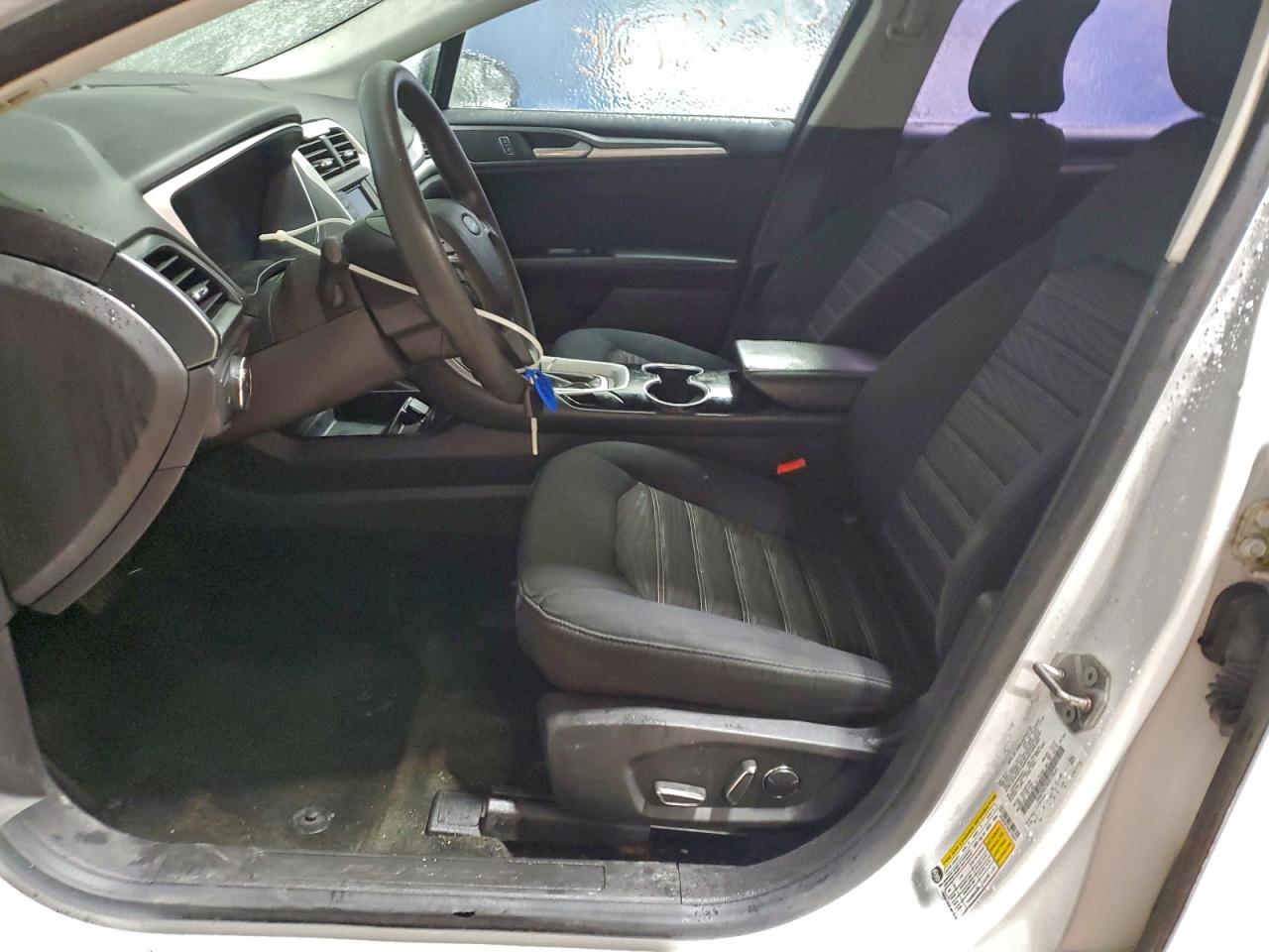 2016 FORD FUSION SE photo 7