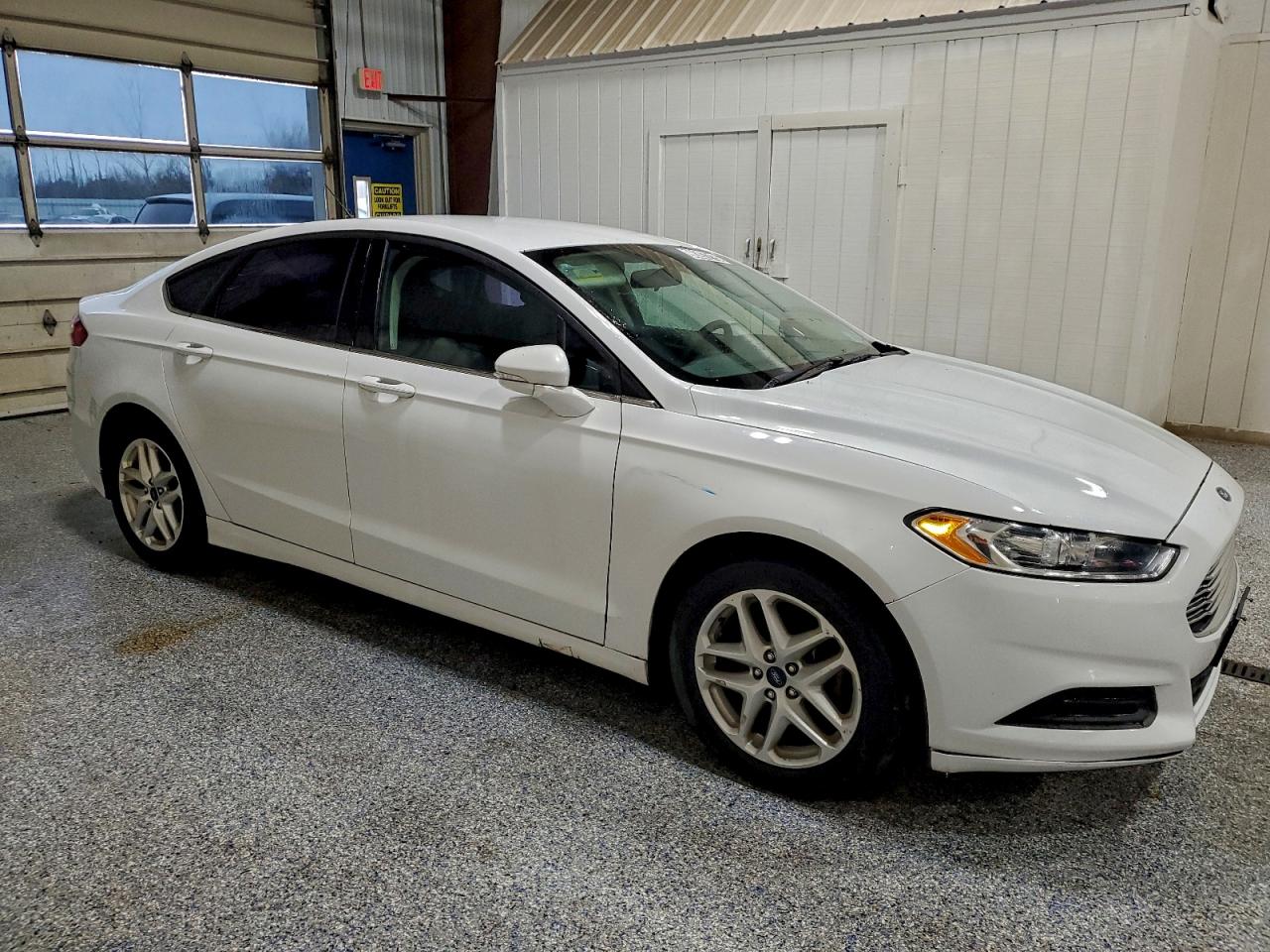 2016 FORD FUSION SE photo 4