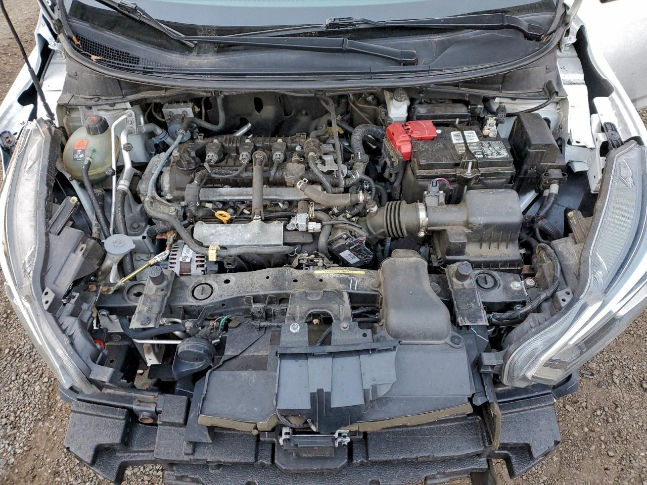2021 NISSAN VERSA SV photo 11