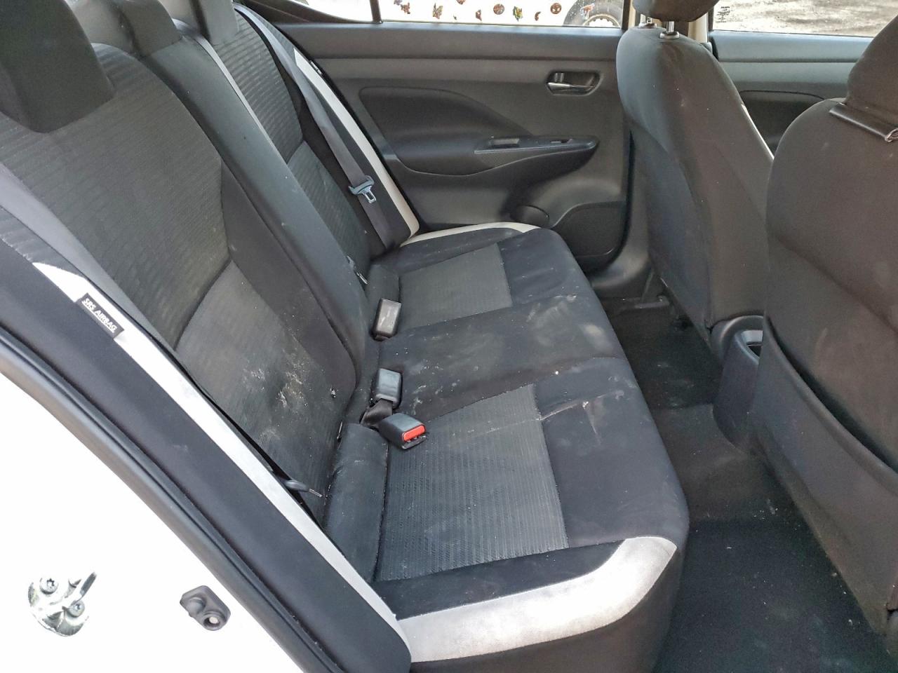 2021 NISSAN VERSA SV photo 10