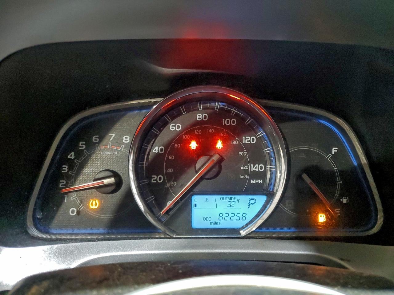 2014 TOYOTA RAV4 LIMITED photo 17