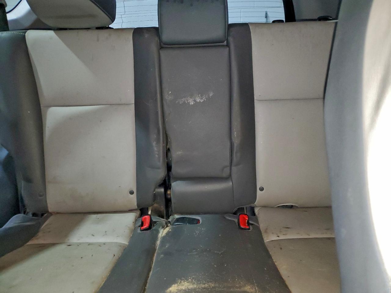 2014 TOYOTA RAV4 LIMITED photo 19