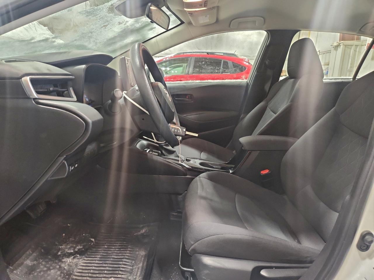2022 TOYOTA COROLLA LE photo 7