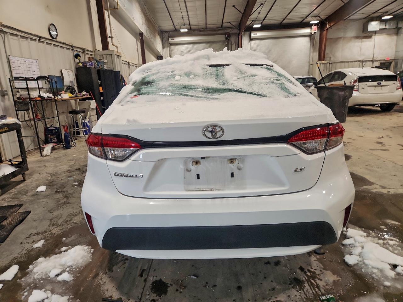 2022 TOYOTA COROLLA LE photo 6