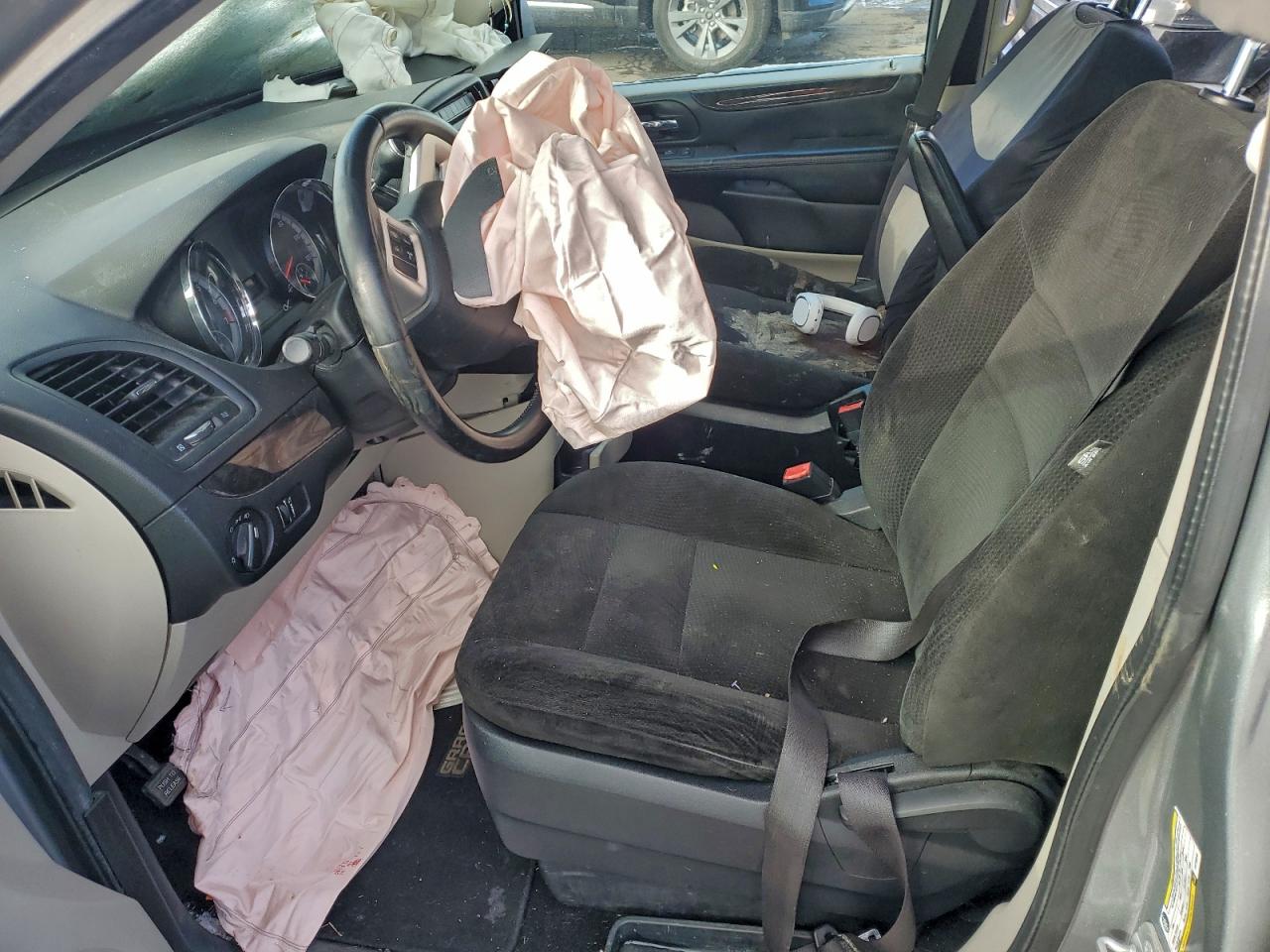 2015 DODGE GRAND CARAVAN SE photo 7