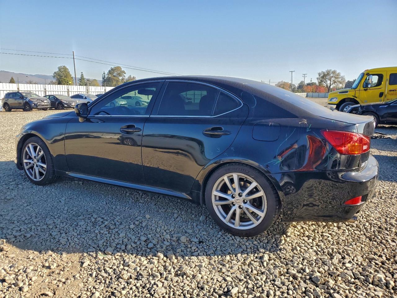 2006 LEXUS IS 250 photo 2